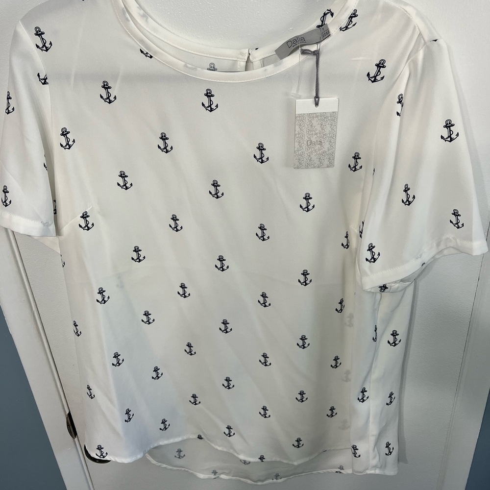 Dalia short sleeve blouse size Large ⚓️ NWT